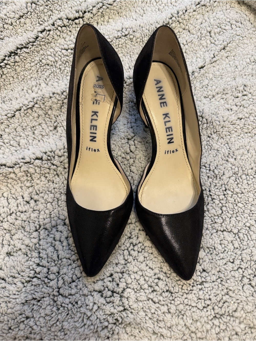 Anne Klein iflex Black Pointed Toe Court Pumps